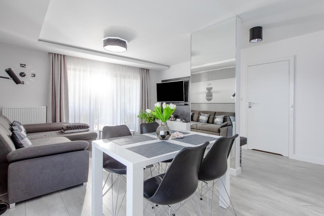 Apartament Linia Komfortu Gardenia Dziwnow Z Widokiem Na Morze Epapartamenty Exterior foto